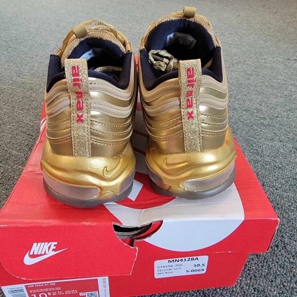 NIKE AIR MAX 97 GOLD RARE FIND SIZE 10.5 - Picture 5 of 9